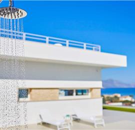 3 bedroom villa with pool & sea views, Alcamo Marina, sleeps 6-7